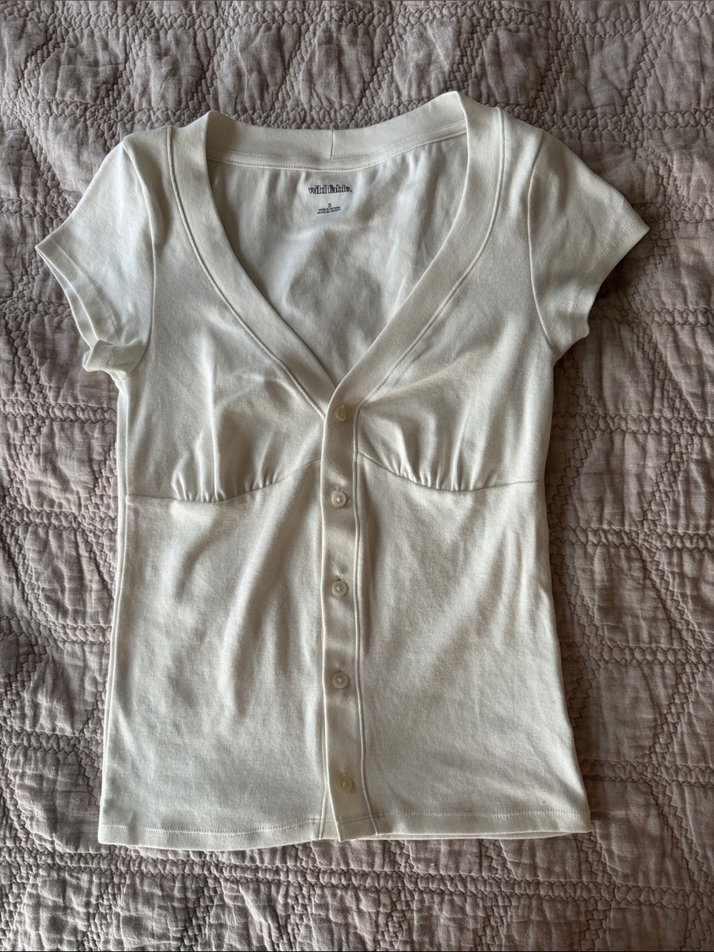 wild fable white Button-Down Short Sleeve Top